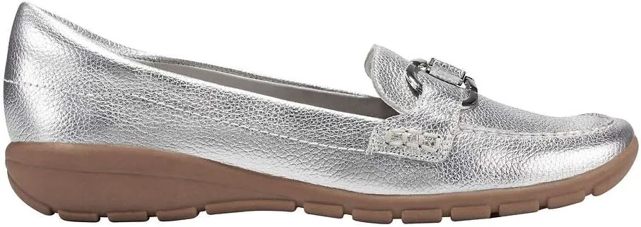 Avienta Silver Leather Easy Spirit Loafer Flats