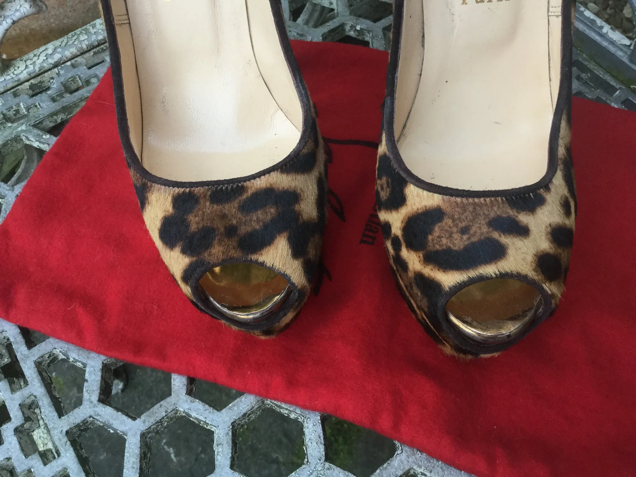 Christian Louboutin Highness 160  pumps shoes  £635 SUEDE RED  & Pony Fur LEOPARD SIZE 39 UK 6 US 9 SOLD OUT Ladies
