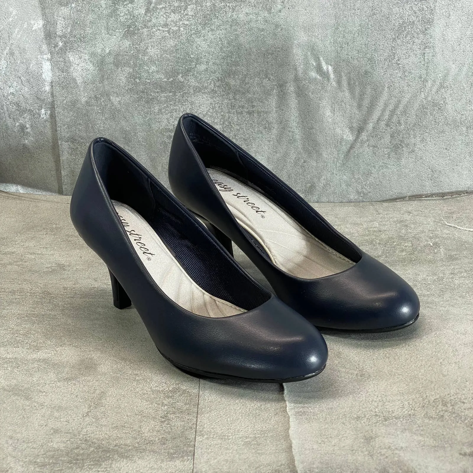 EASY STREET Women's Wide New Navy Passion Round-Toe Slip-On Pumps SZ 6W