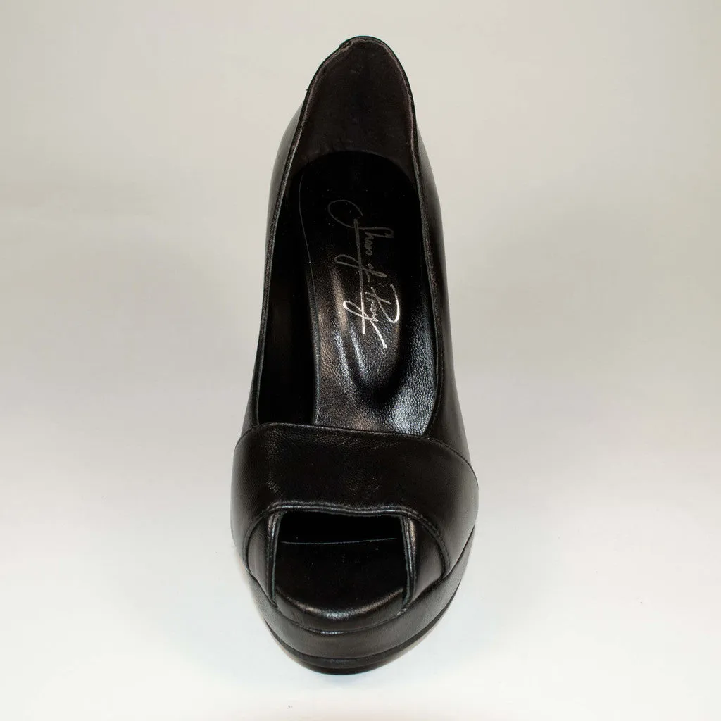 Edgy Peeptoe pumps