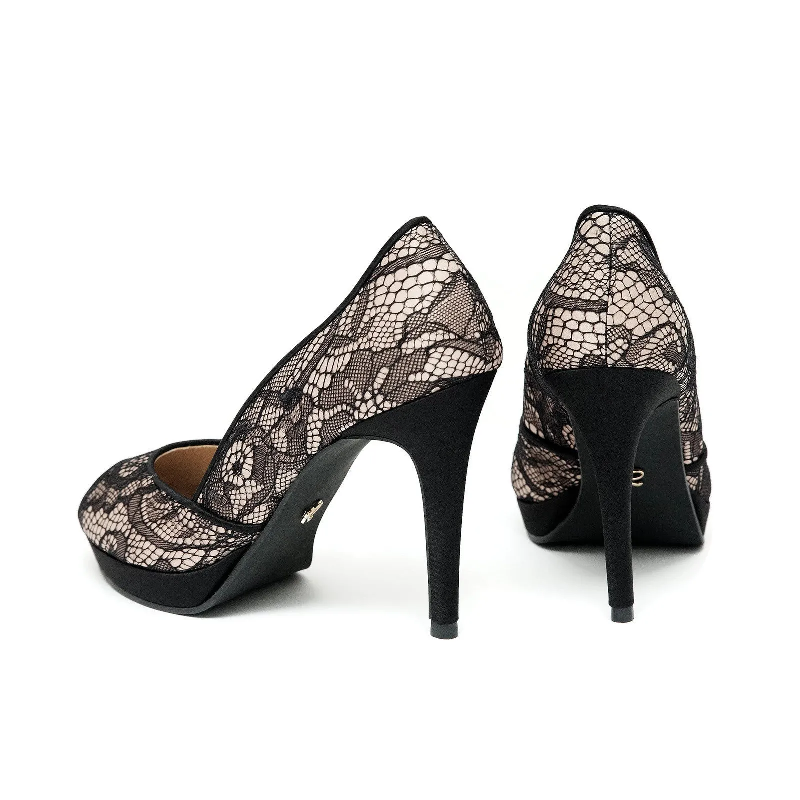 Elain Black