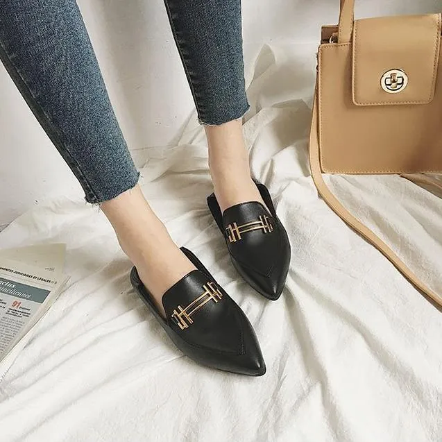 [Korean Style]  Black Seseame Pointy Toe Loafers