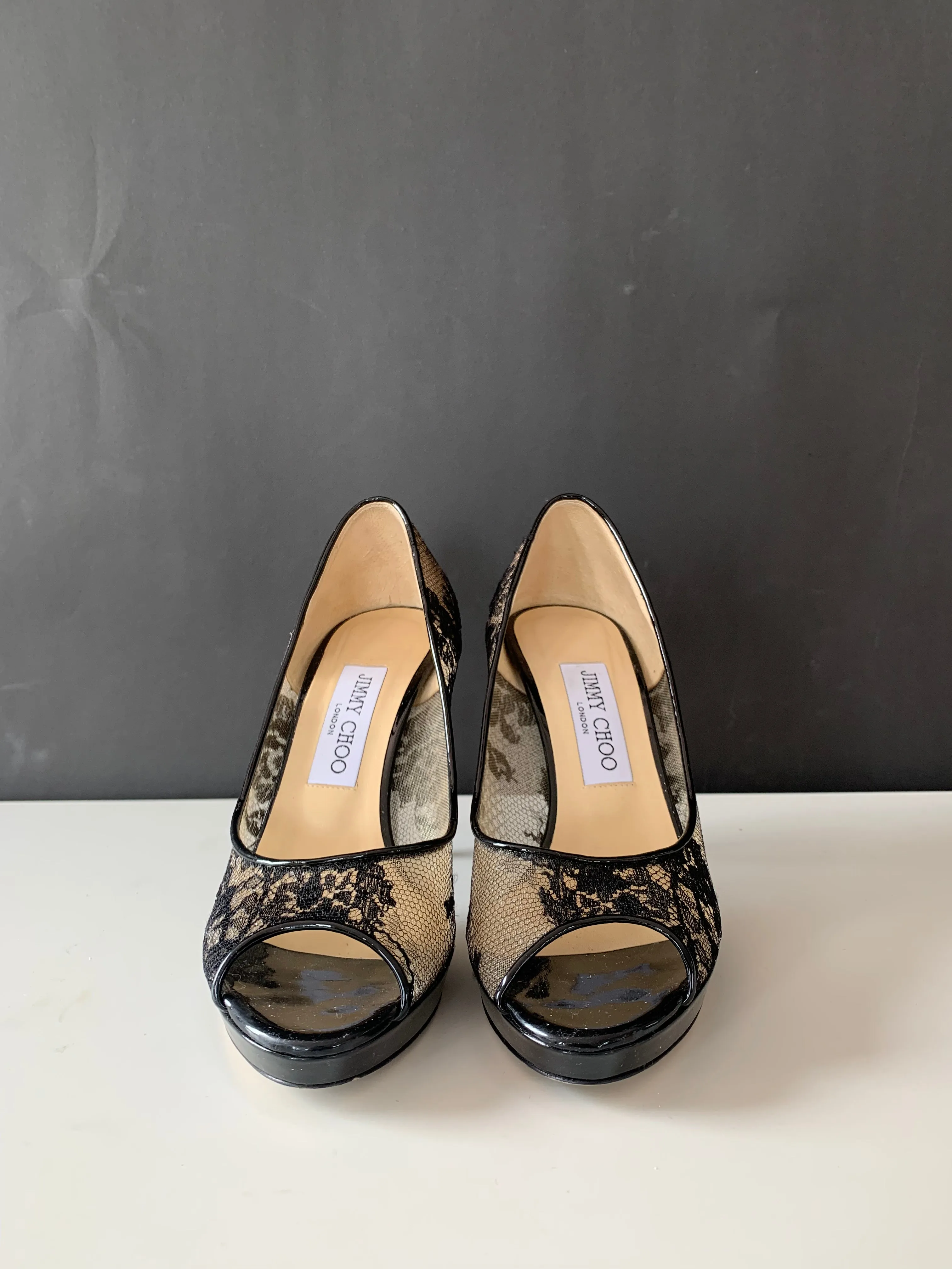 <B>JIMMY CHOO</B> <BR>Luna Lace Peep Toe Pumps 37