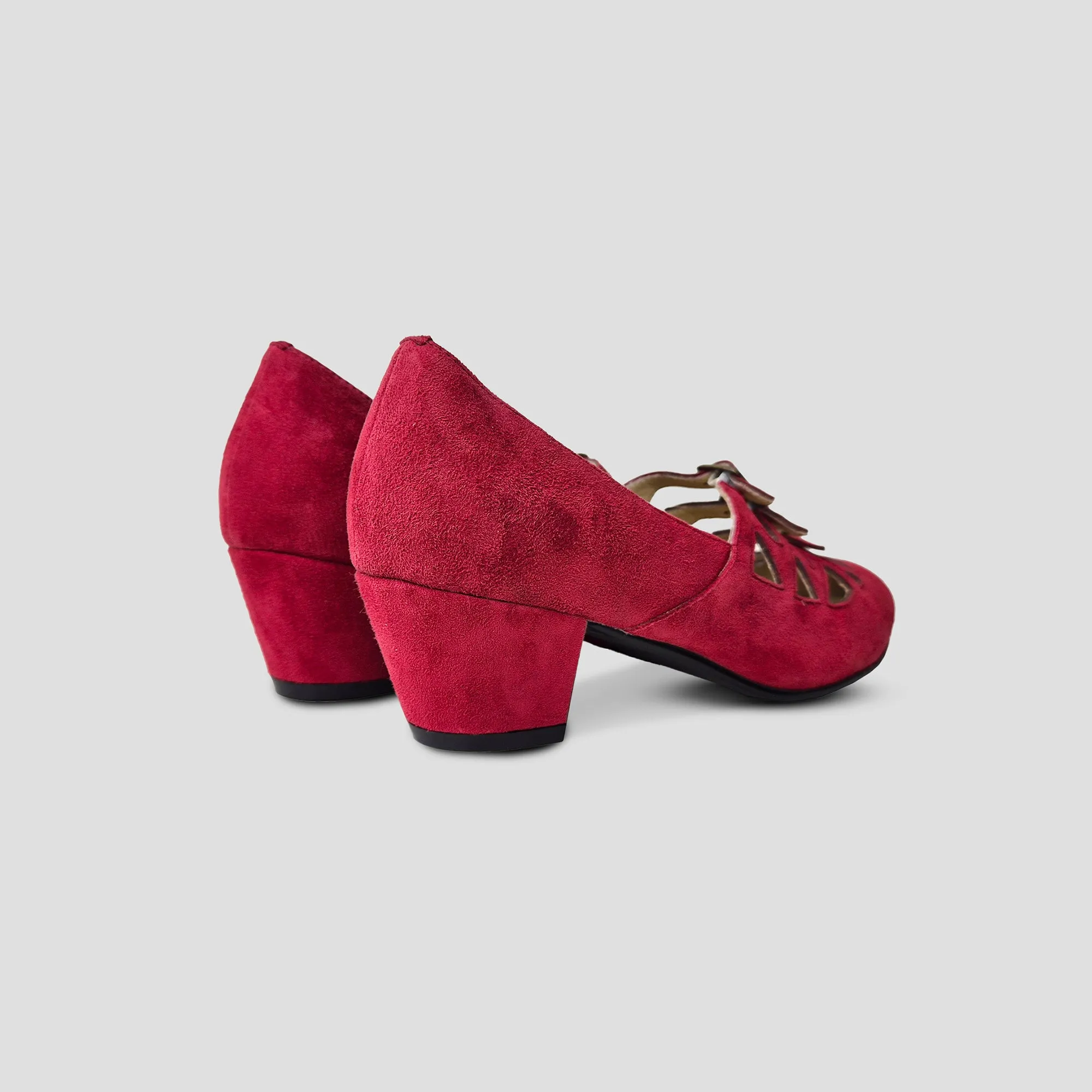 Peggy (Red)